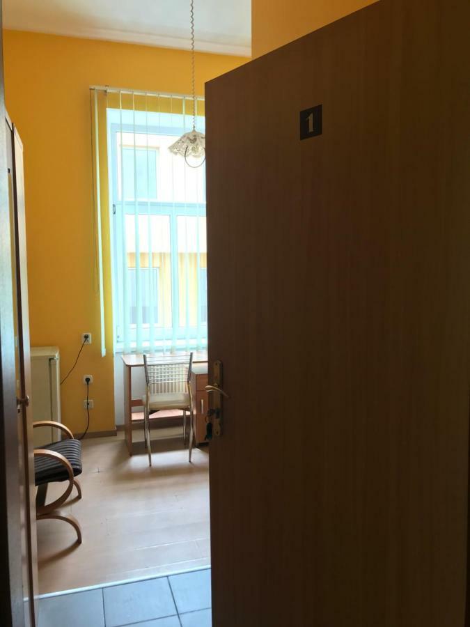 Auberge de jeunesse Clarus Mons Studio à Częstochowa Extérieur photo